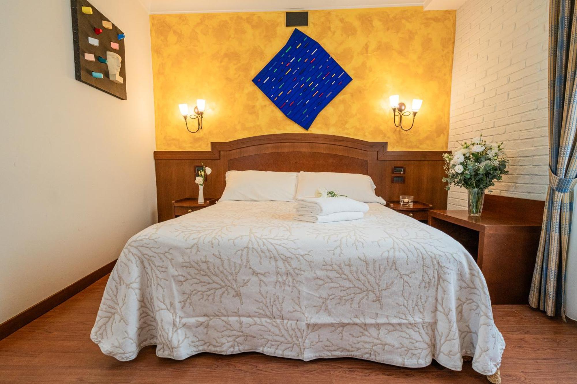 Art Hotel Santa Lucia Termoli Eksteriør billede