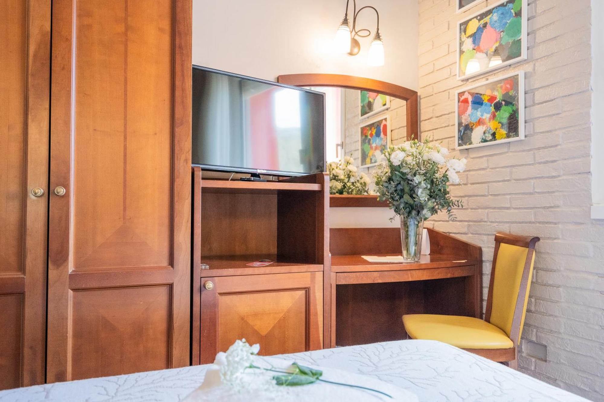 Art Hotel Santa Lucia Termoli Eksteriør billede