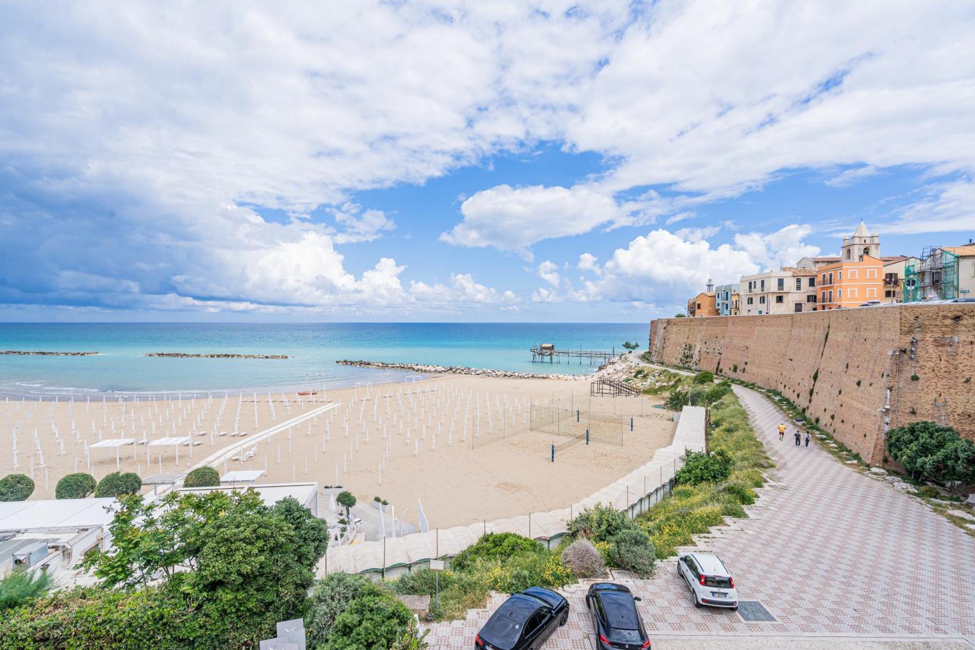 Art Hotel Santa Lucia Termoli Eksteriør billede