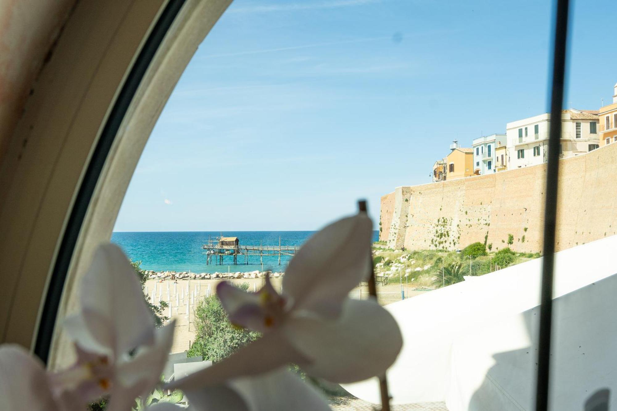 Art Hotel Santa Lucia Termoli Eksteriør billede